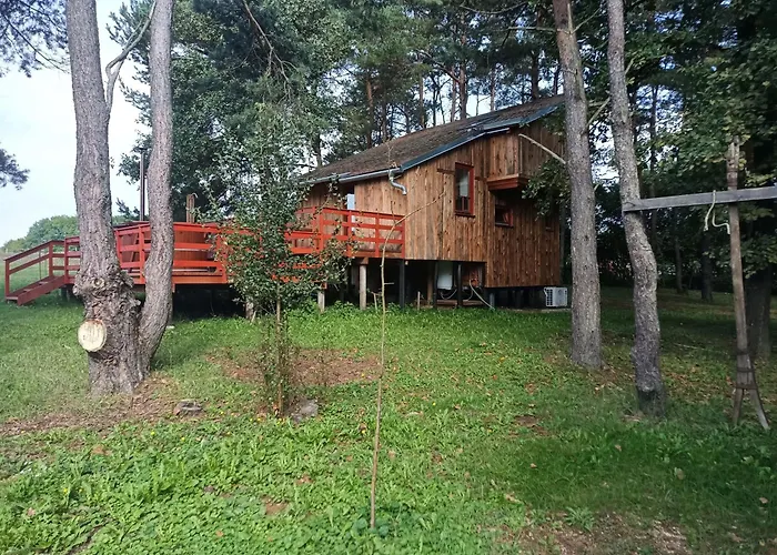 Zegzug Apartment *